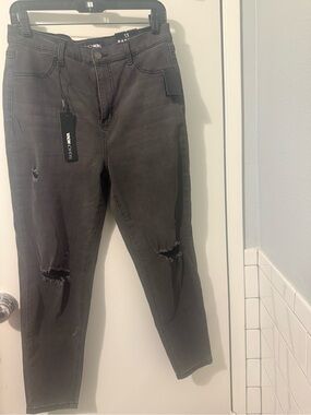 Fashion Nova Black High Washed Skinny Ripped Jeans-short length